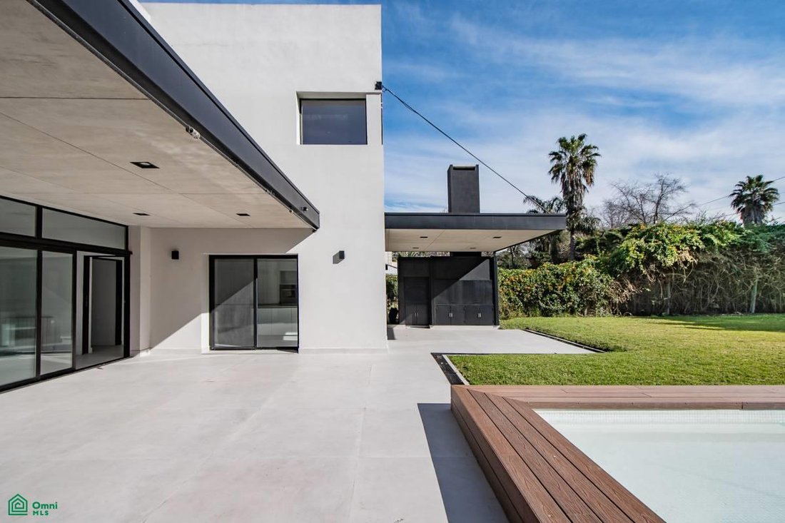 House in El Talar, Buenos Aires Province, Argentina 1 - 18243904