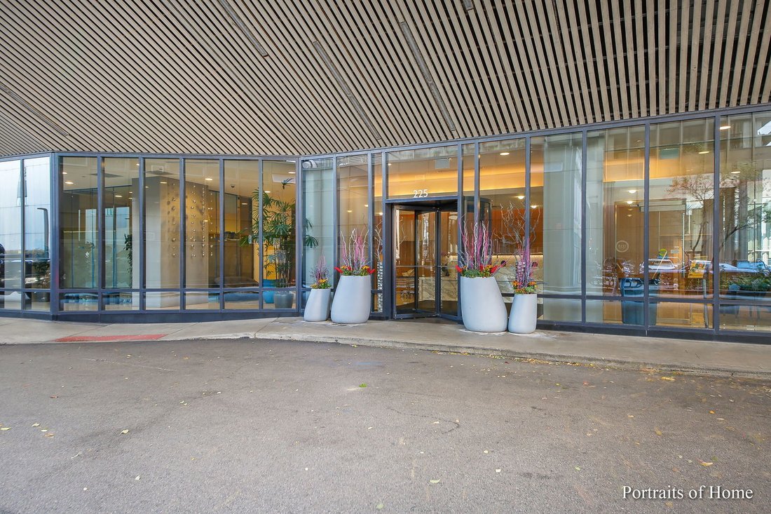 Condo in Chicago, Illinois, United States 2 - 18577171