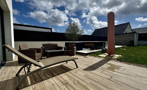 House in Centre Bourg, Sene, France 1