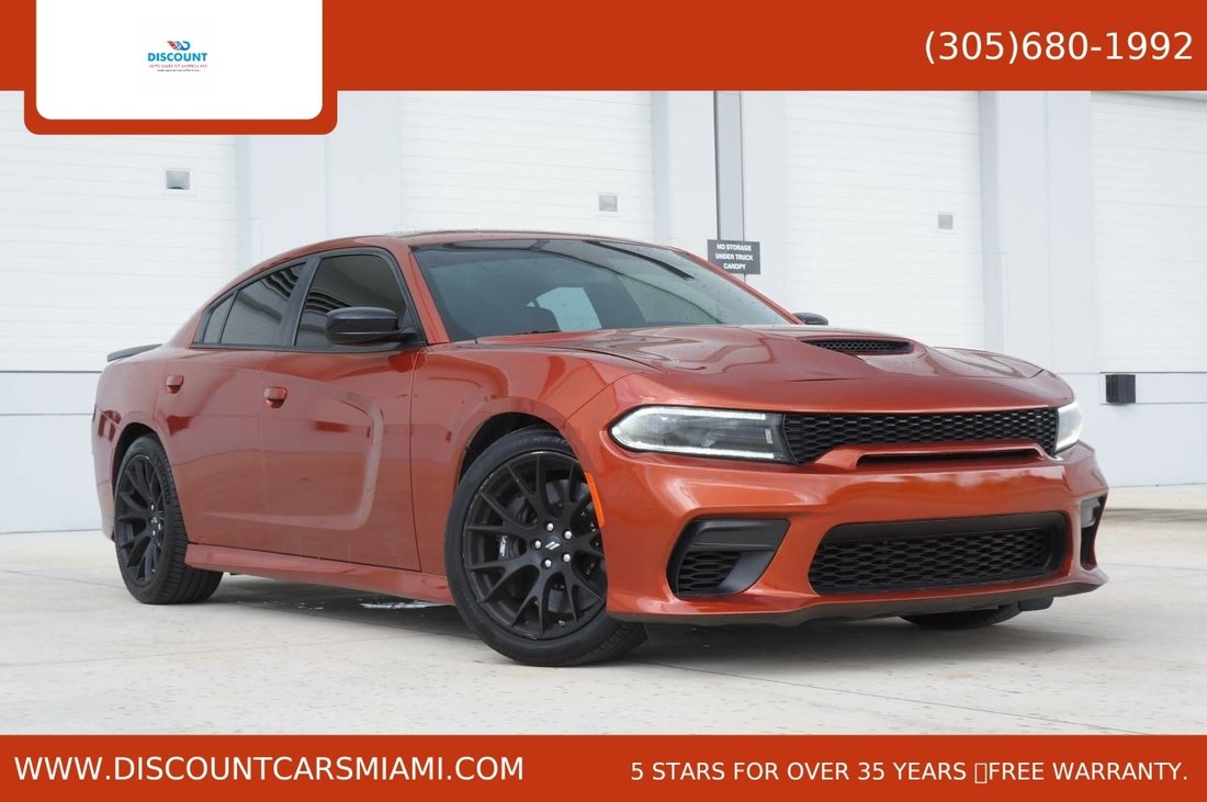 Sedan in Opa Locka, FL, United States 1 - 18575097