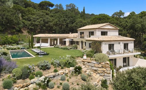 Villa in La Croix-Valmer, Provence-Alpes-Côte d'Azur, France 1