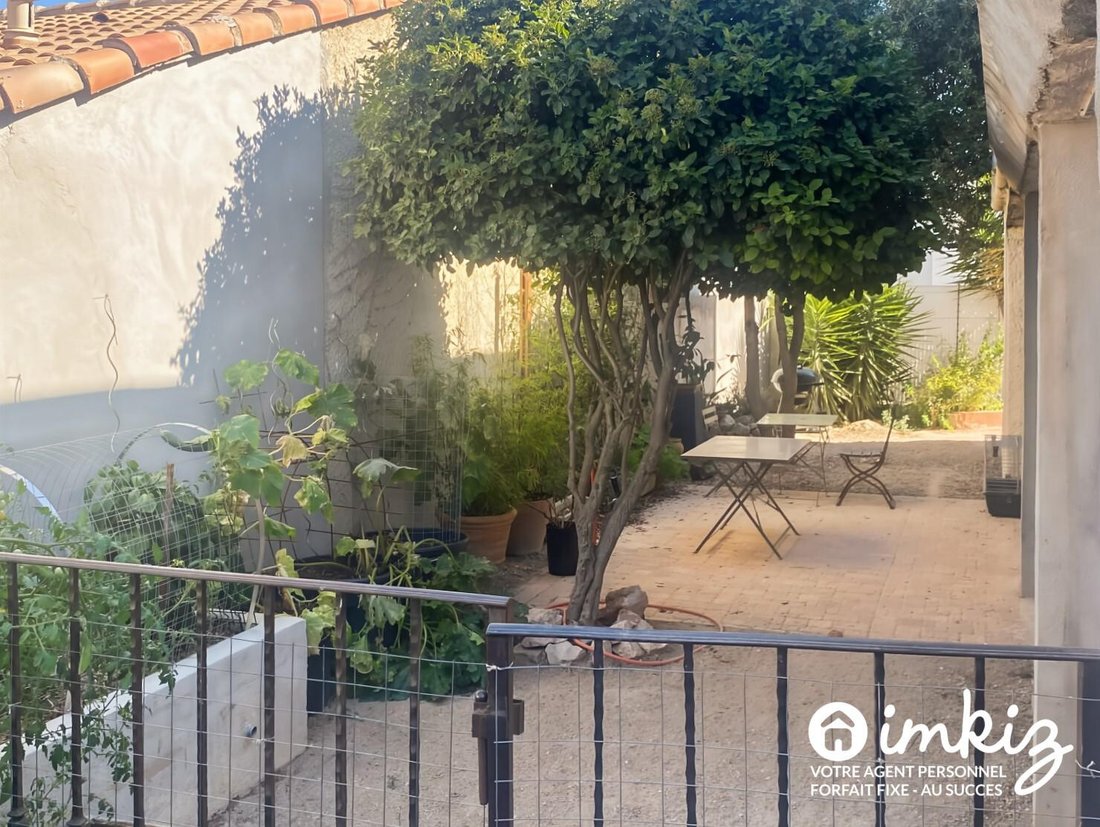 House in Le Planet-Bonjour-Collet Rouge, Marignane, France 2 - 18574867