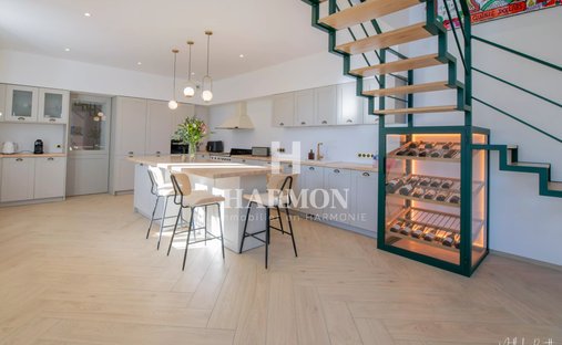 Residenza a Bourg, Lons, Francia 1