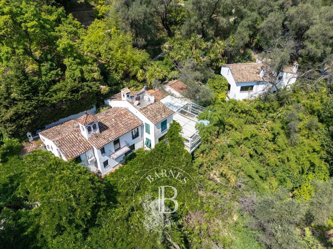 House in Menton, Provence-Alpes-Côte d'Azur, France 2 - 18446225