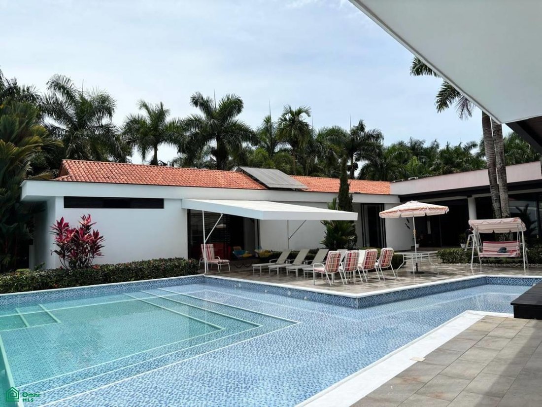 House in Villavicencio, Villavicencio, Colombia 4 - 17232767