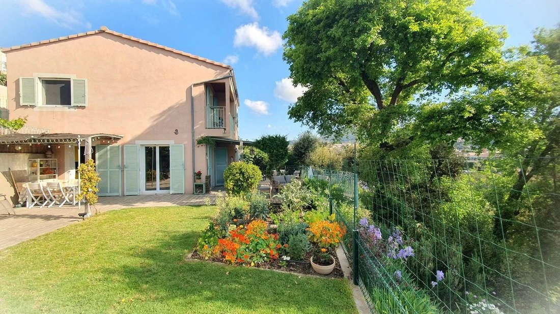 Villa in Nice, Provence-Alpes-Côte d'Azur, France 1 - 17748930