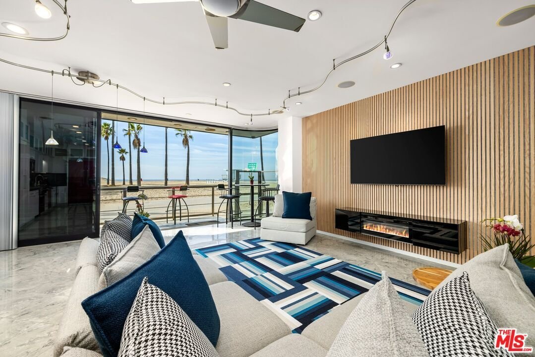 House in Los Angeles, California, United States 1 - 18577758