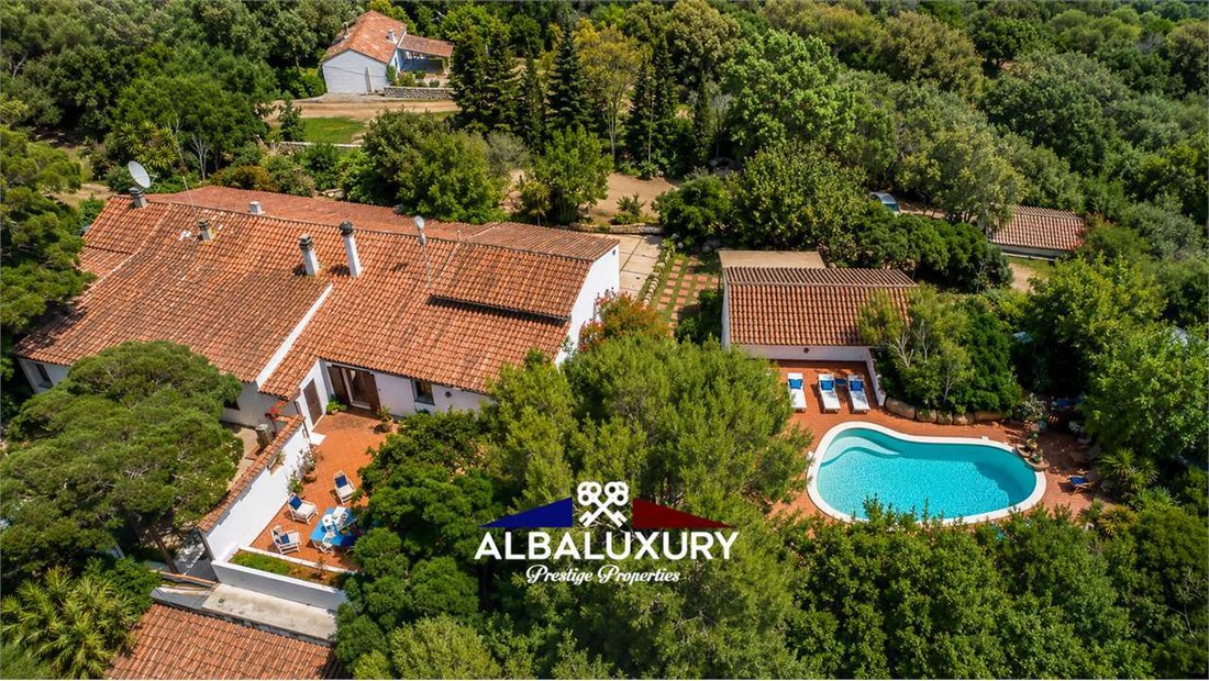 Villa in Santa Teresa Gallura, Sardinia, Italy 2 - 15345401