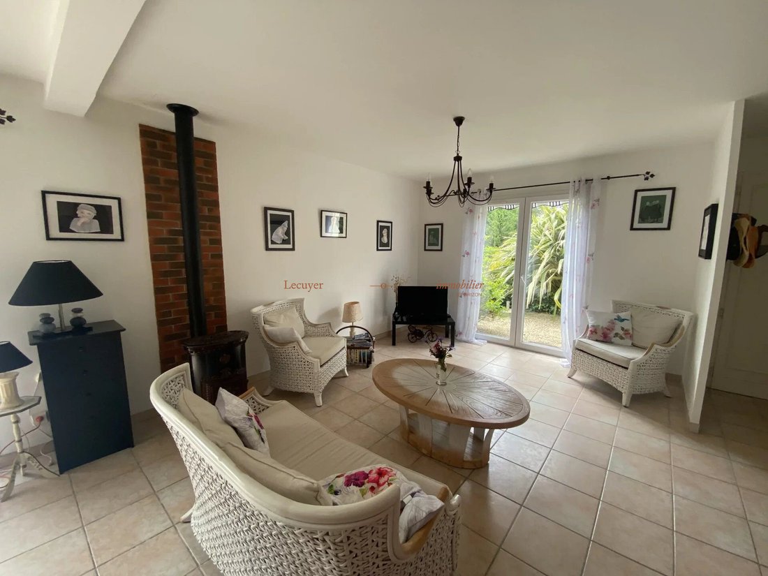 House in Larmor-Baden, Brittany, France 3 - 18385516