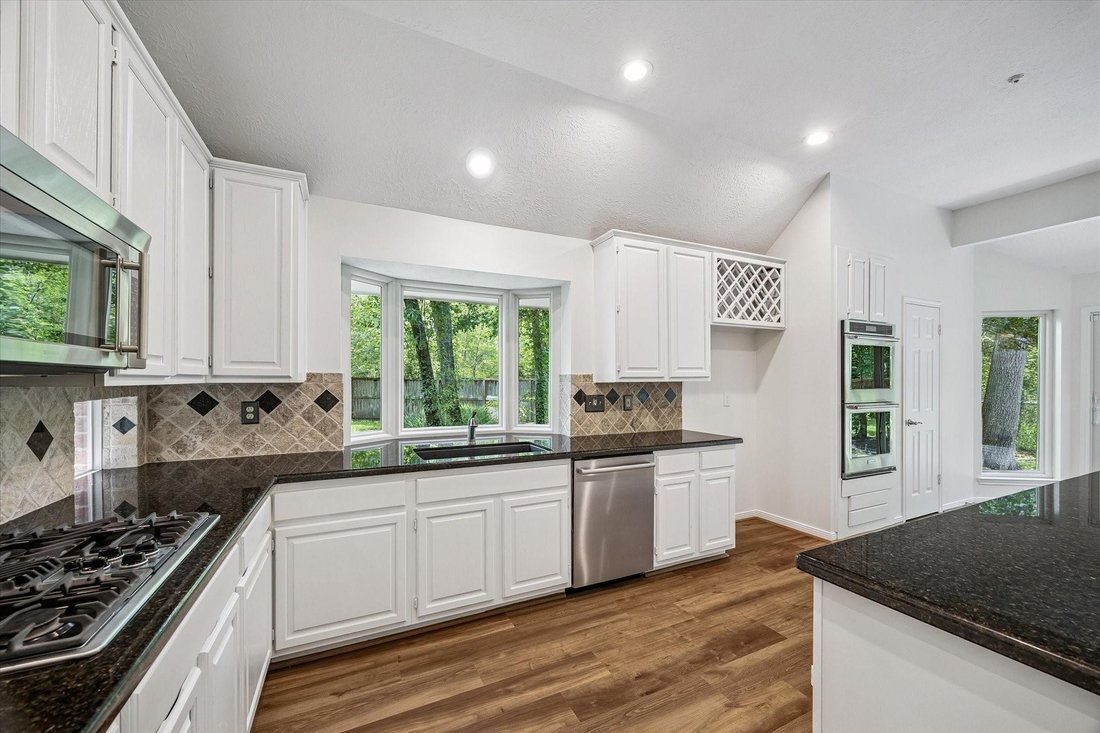 House in The Woodlands, Texas, United States 4 - 18577911