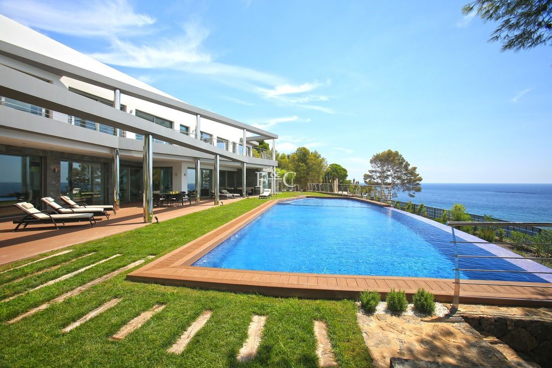 Villa in Altea, Valencian Community, Spain 1 - 11472358