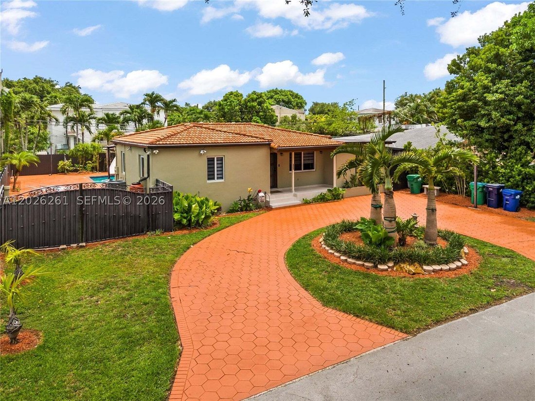 House in Miami, Florida, United States 2 - 18029313