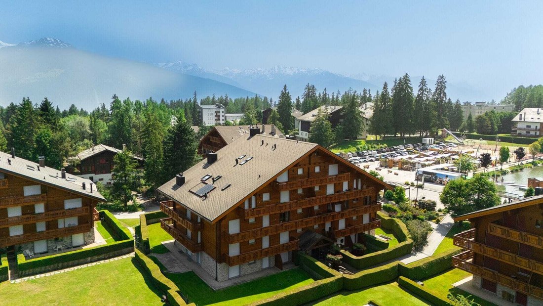 Appartamento a Crans-Montana, Vallese, Svizzera 1 - 18576333