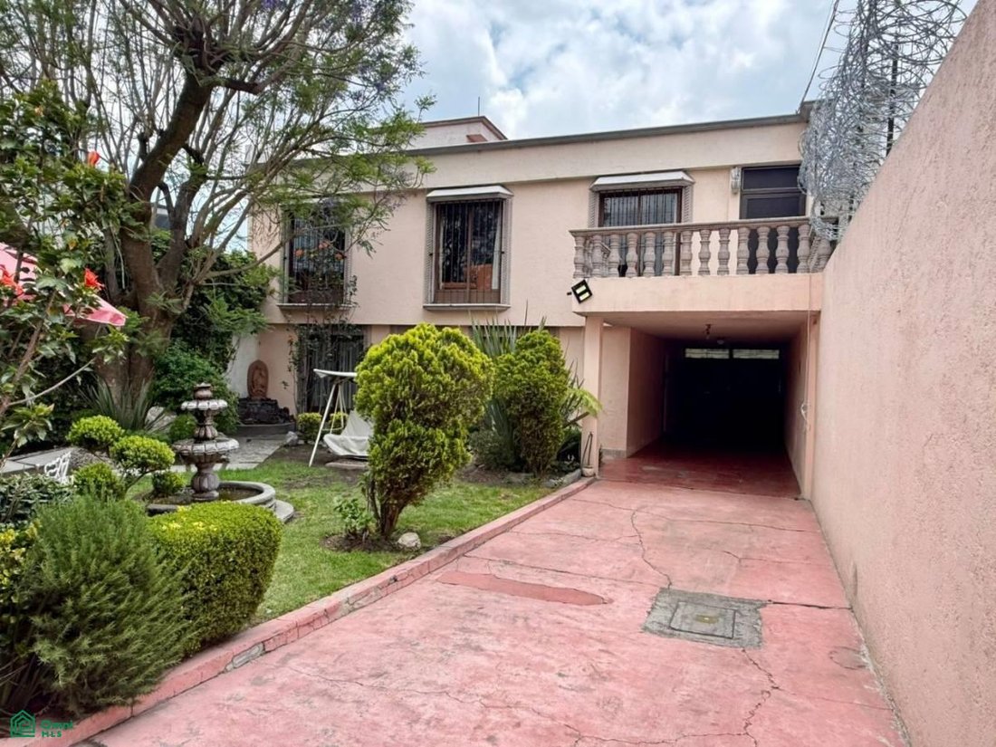 House in San Lorenzo Tepaltitlán, State of Mexico, Mexico 1 - 17919757