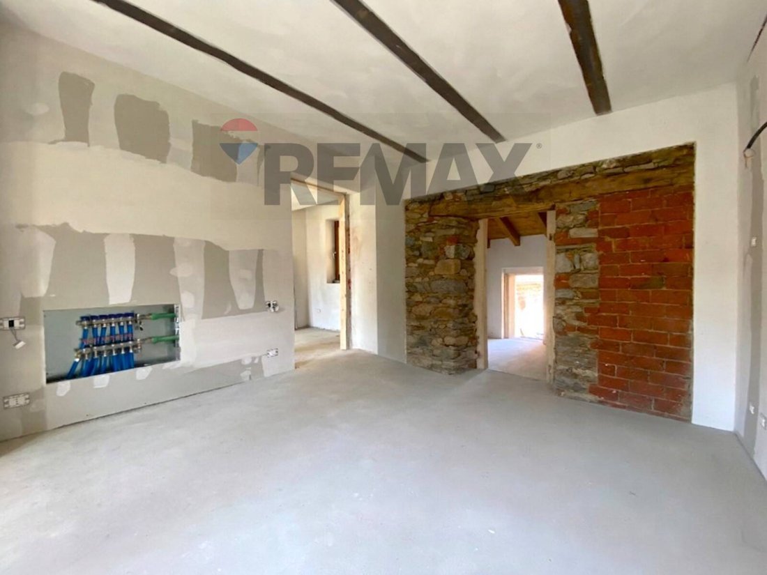 Apartment in Nebbiuno, Piedmont, Italy 4 - 18578580