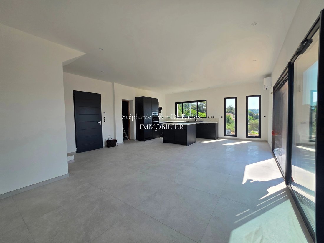 Villa in Est, Lorgues, France 4 - 18574402