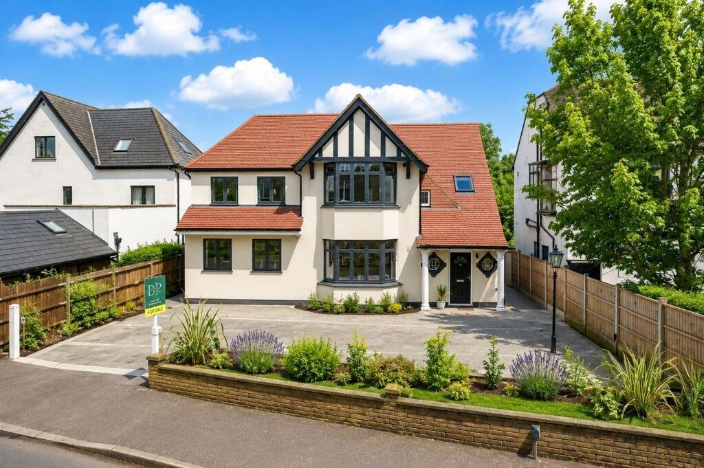 House in Bushey, Hertsmere, England 1 - 17495806