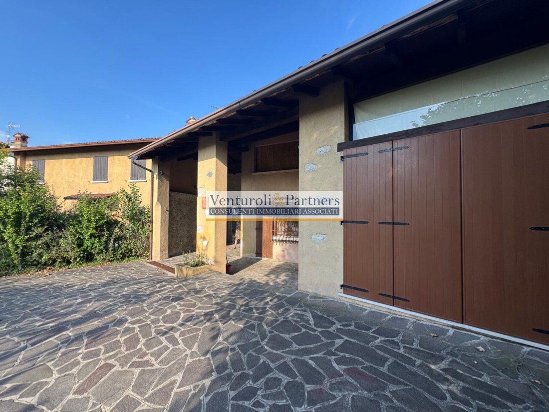 House in San Felice del Benaco, Lombardy, Italy 4 - 18578261