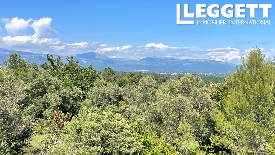 Villa in Saint-Paul-en-Forêt, Provence-Alpes-Côte d'Azur, France 2 - 18093377