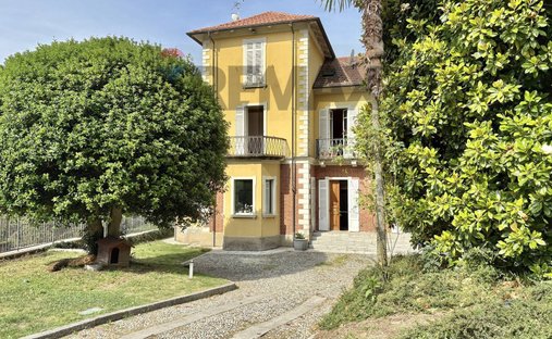 Villa in Mergozzo, Piedmont, Italy 1