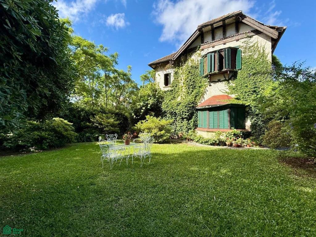 House in La Lucila, Buenos Aires Province, Argentina 1 - 17232701