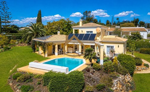 Villa in Mexilhoeira Grande, Algarve, Portugal 1