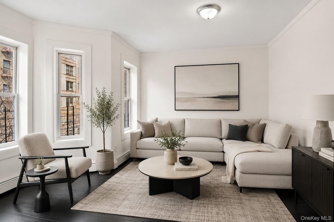 House in New York, New York, United States 1 - 18577087