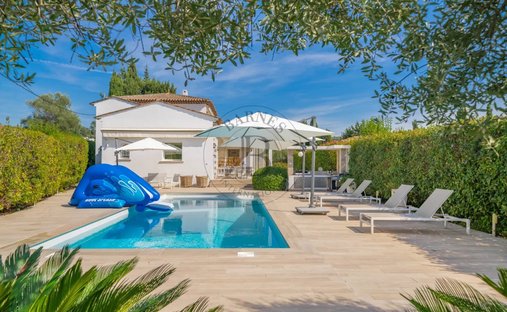 Villa in Mougins, Provence-Alpes-Côte d'Azur, France 1
