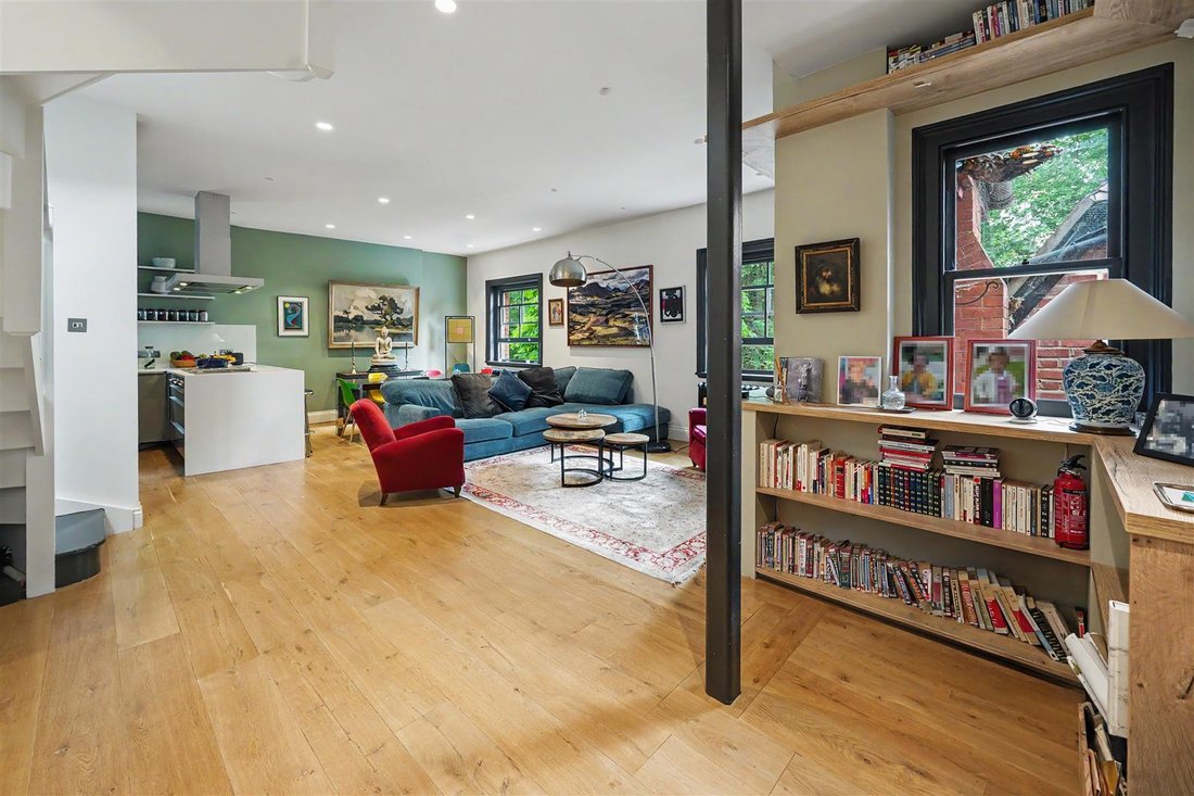 Apartment in Belsize Park, Camden, England 4 - 17618181
