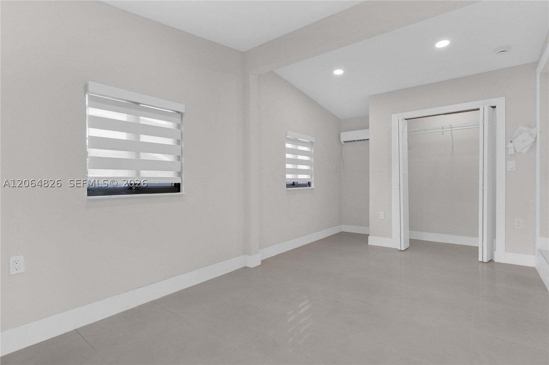 House in Miami, Florida, United States 3 - 18576897