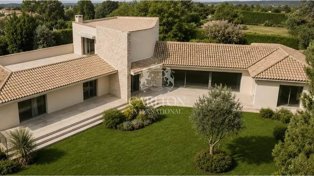 Villa in Mougins, Provence-Alpes-Côte d'Azur, France 1 - 17380516