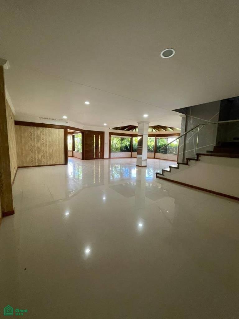 Townhouse in Santa Cruz de la Sierra, Santa Cruz Department, Bolivia 1 - 17333154