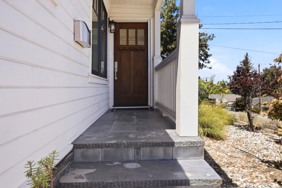 House in Redwood City, California, United States 4 - 18577511
