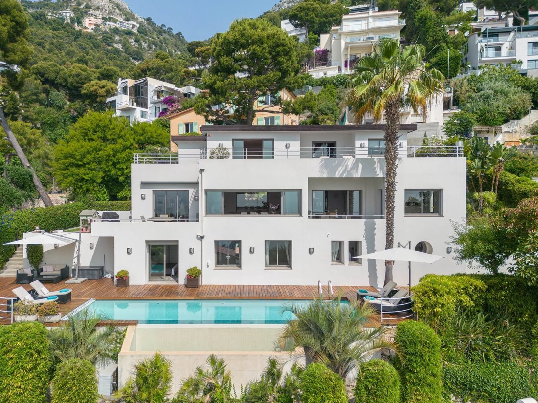 Villa in Èze, Provence-Alpes-Côte d'Azur, France 2 - 18575058