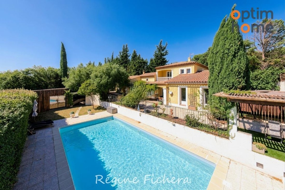House in Bouc-Bel-Air, Provence-Alpes-Côte d'Azur, France 1 - 18529551