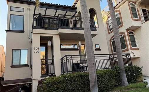 Townhouse in Hermosa Beach, California, United States 1