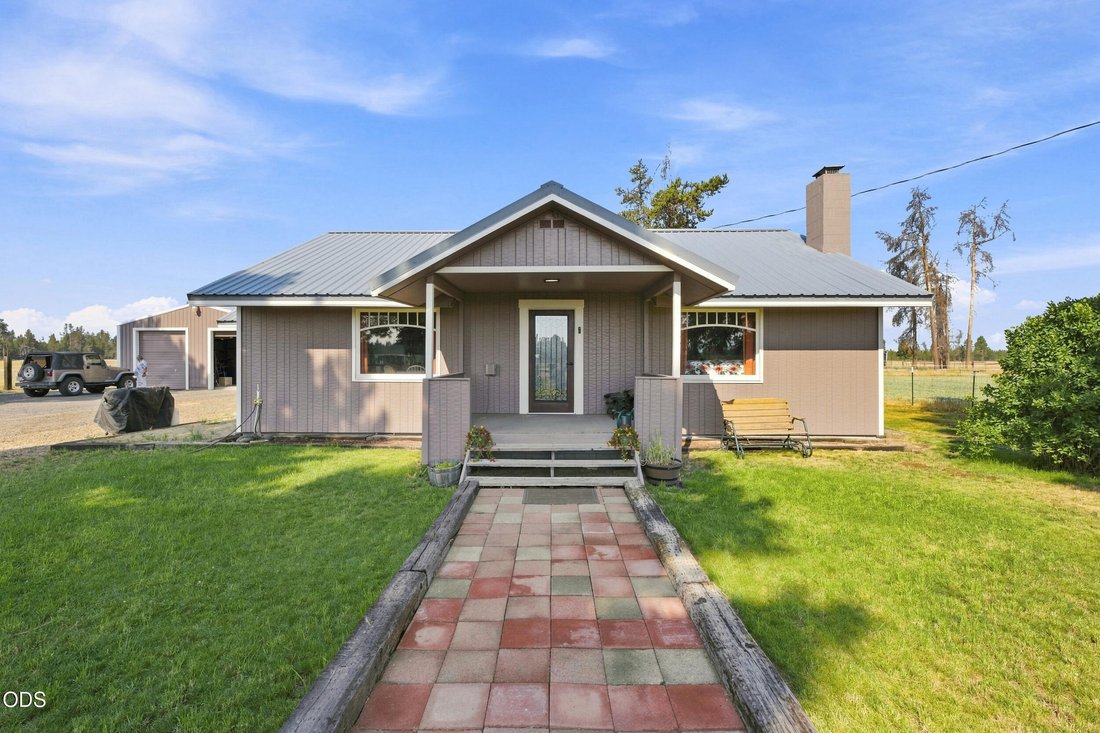 House in La Pine, Oregon, United States 3 - 18575782