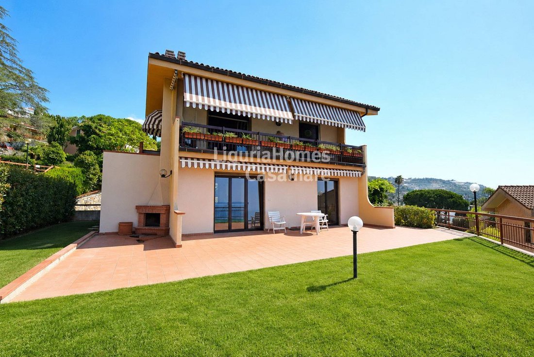 Apartment in Aurelia Ponente Street - Valdirodi, Ospedaletti, Liguria 2 - 11297195