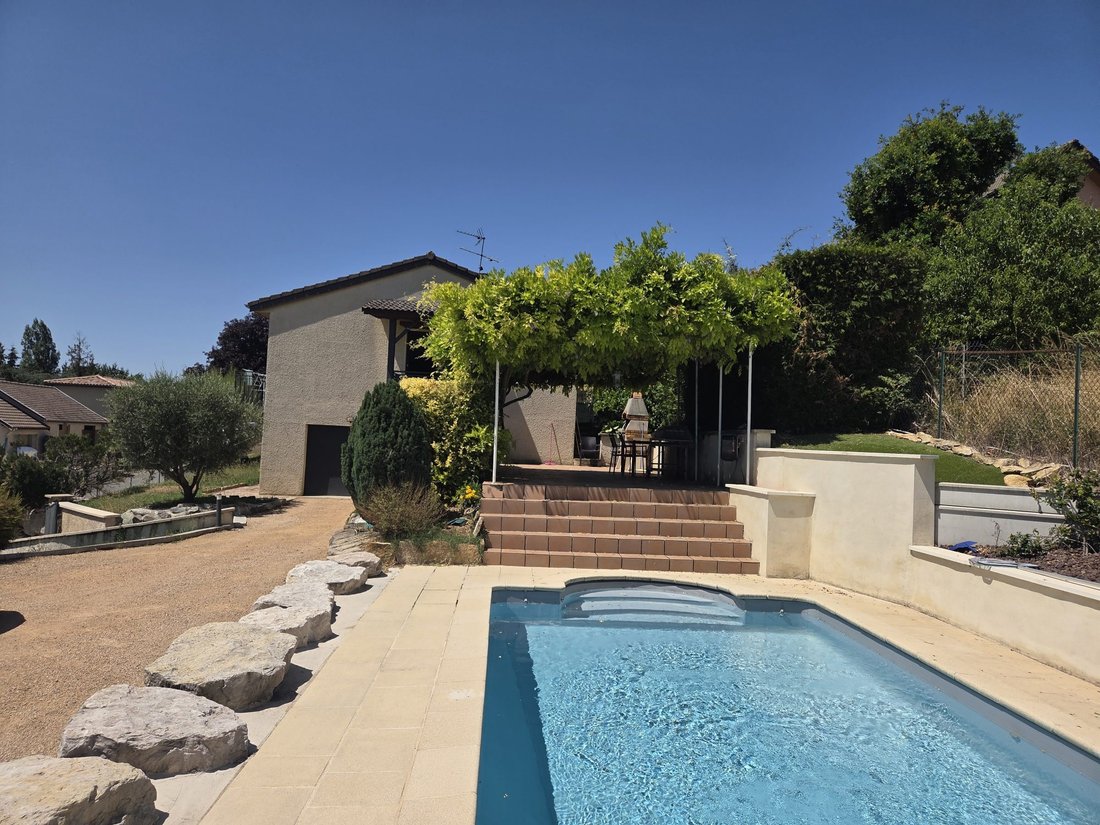 Villa in Guereins, Auvergne-Rhône-Alpes, France 1 - 18578722