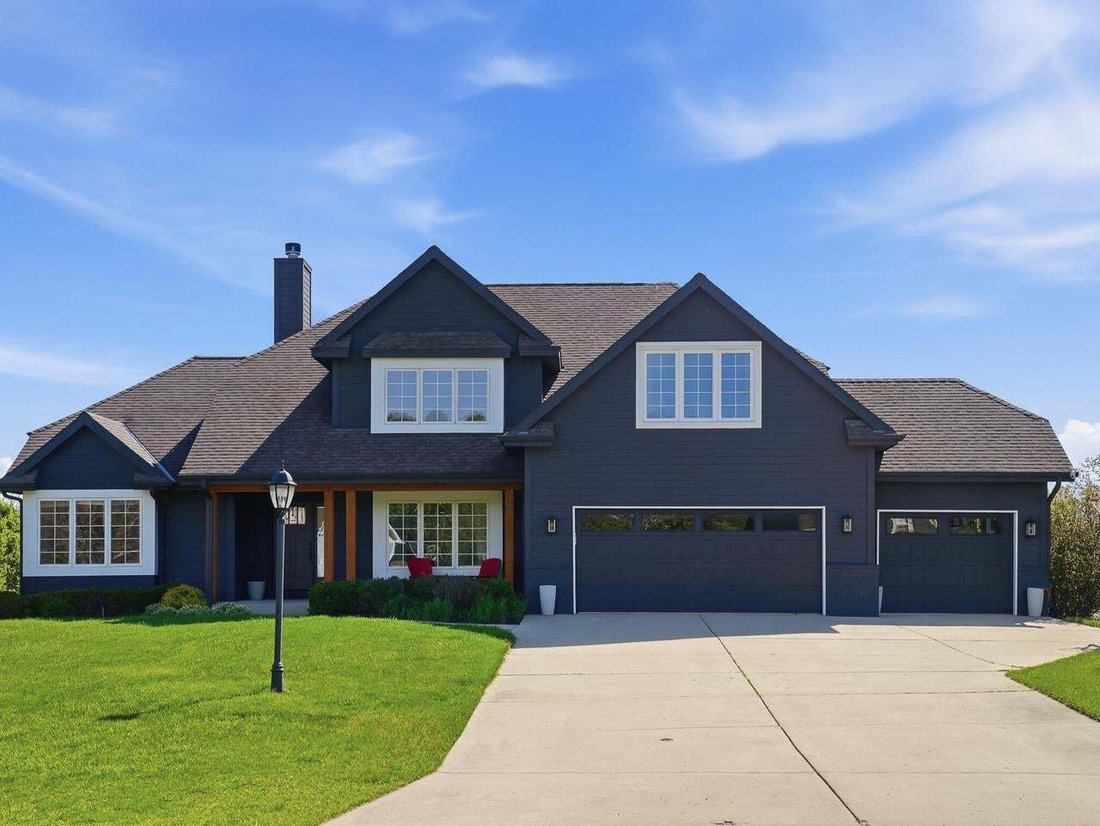 House in Menomonee Falls, Wisconsin, United States 1 - 18576178