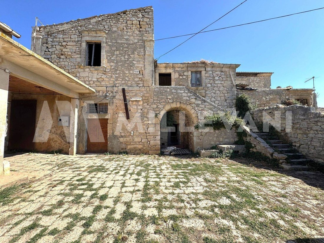 Country House in Ragusa, Sicily, Italy 1 - 18578578