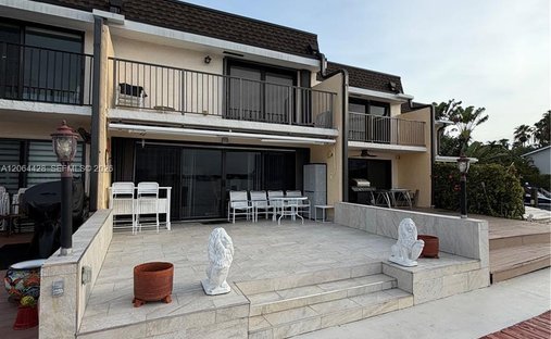 Condo in Golden Beach, Florida, United States 1