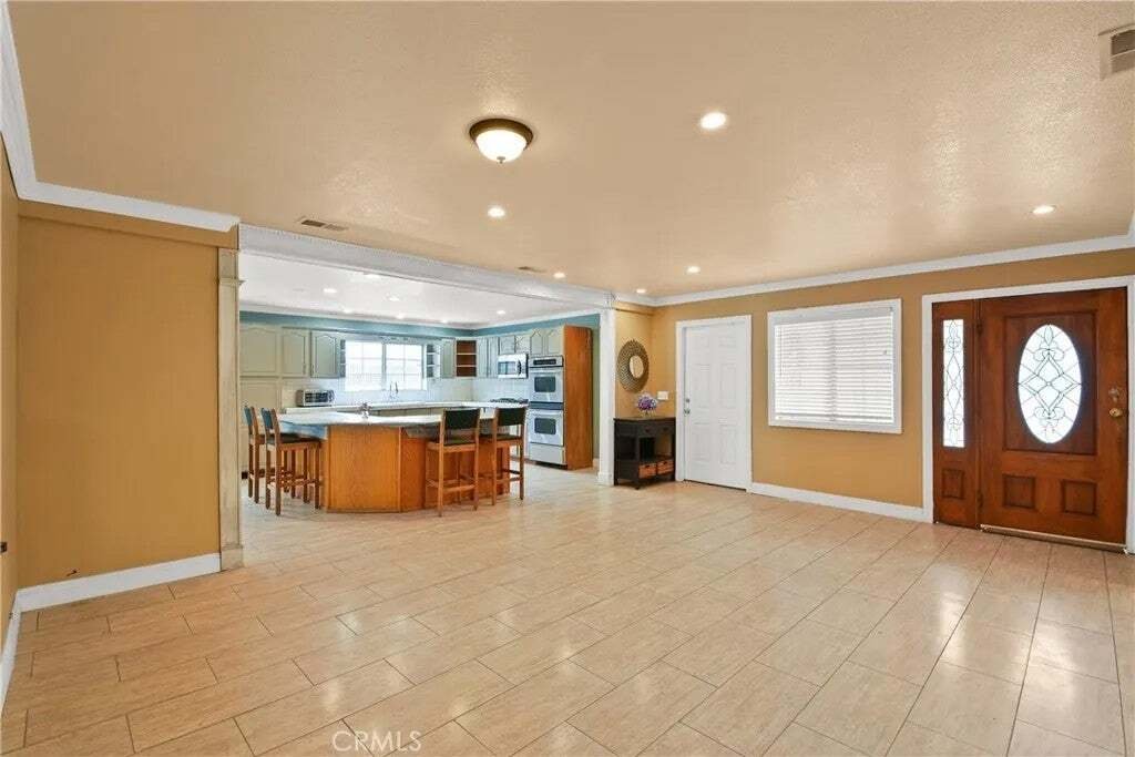 House in Lakewood, California, United States 5 - 18577212