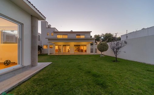 House in Juriquilla, Querétaro, Mexico 1