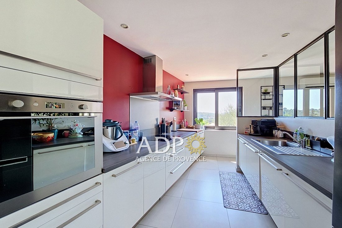 Villa in Grasse, Provence-Alpes-Côte d'Azur, France 2 - 18574616