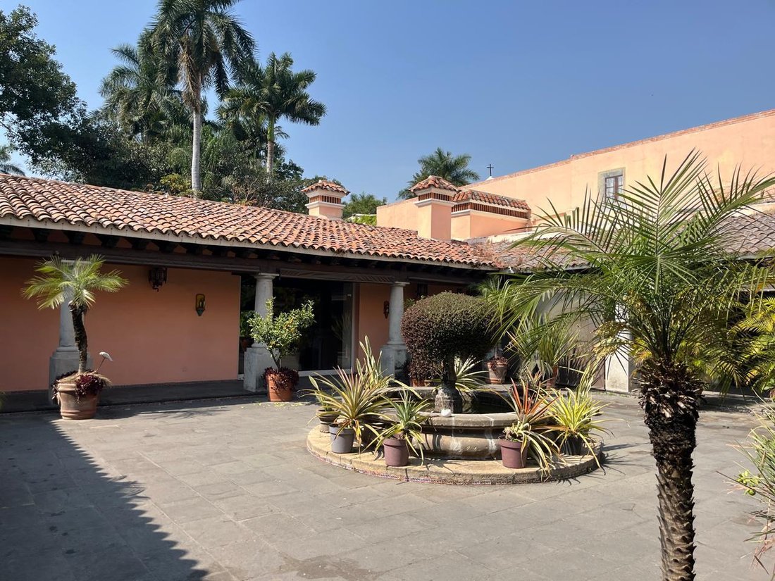 House in Cuernavaca, Morelos, Mexico 2 - 18575534