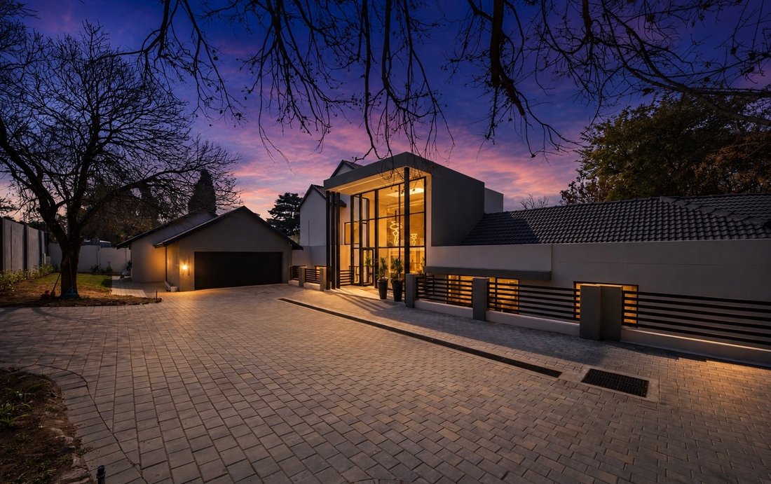 House in Sandton, Gauteng, South Africa 1 - 18577966