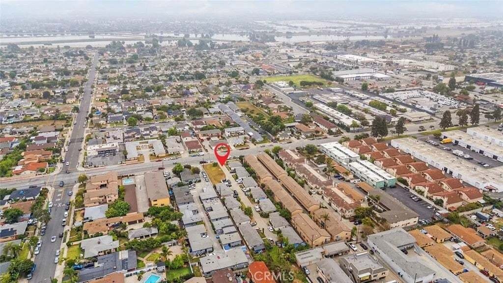 Montebello, California, United States 2 - 18577263