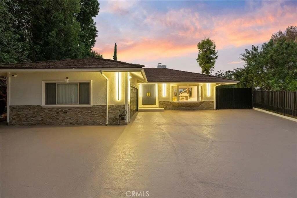 Condo in Los Angeles, California, United States 5 - 18577229
