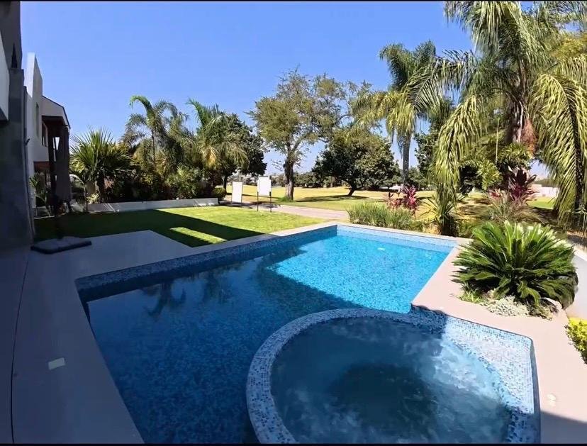 House in Fraccionamiento Club de Golf Paraíso, Morelos, Mexico 1 - 18575535
